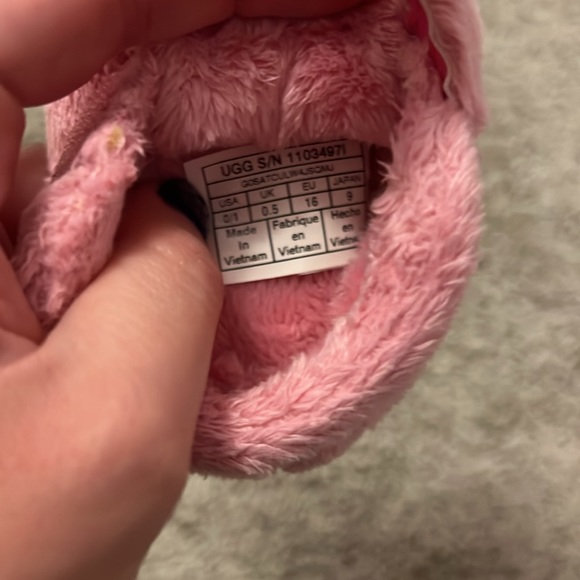 UGG Bixbee Bootie - Picture 6 of 6